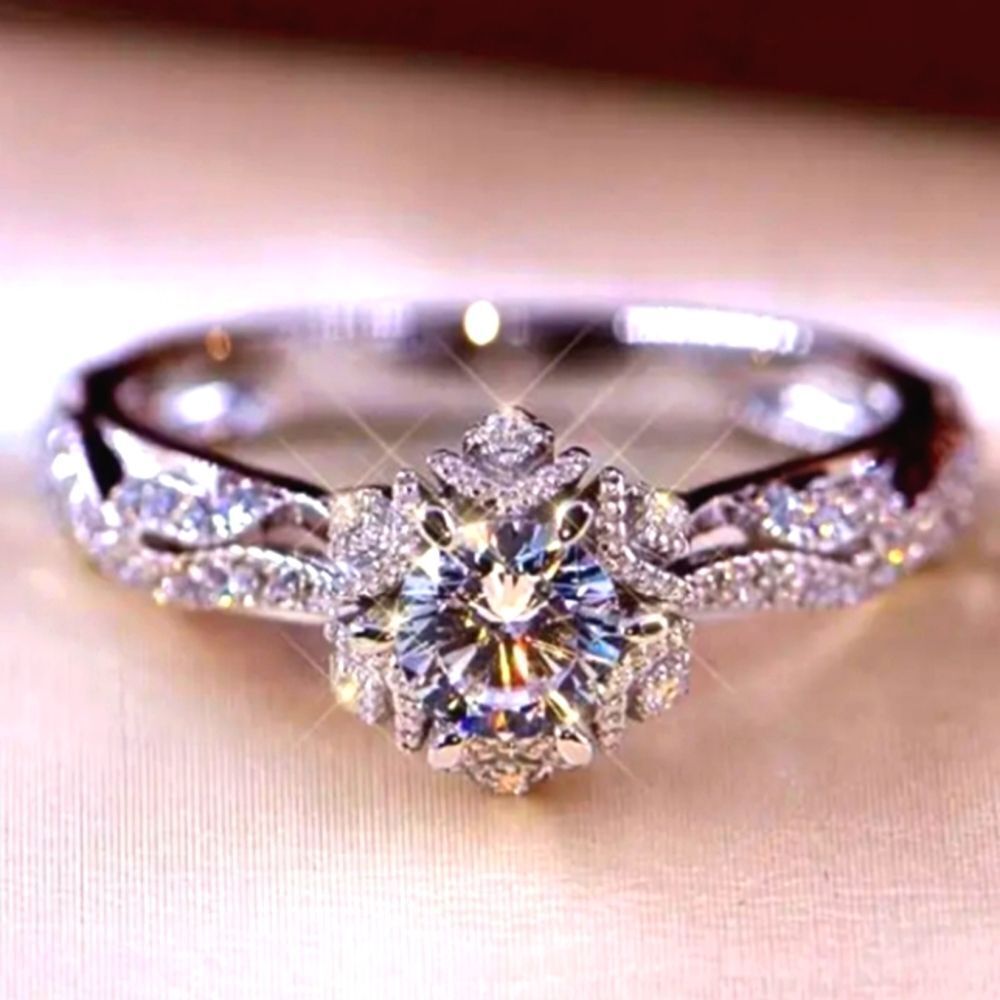 Ladies Lab Created Diamond Wedding Ring sz 6